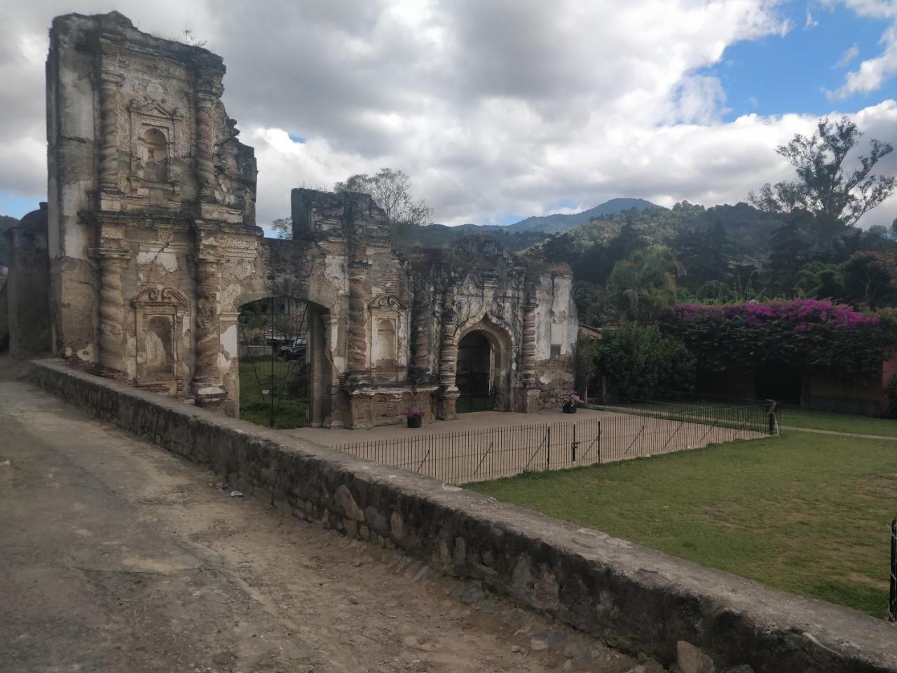 Bed and Breakfast Casa Elena Antigua Exterior foto